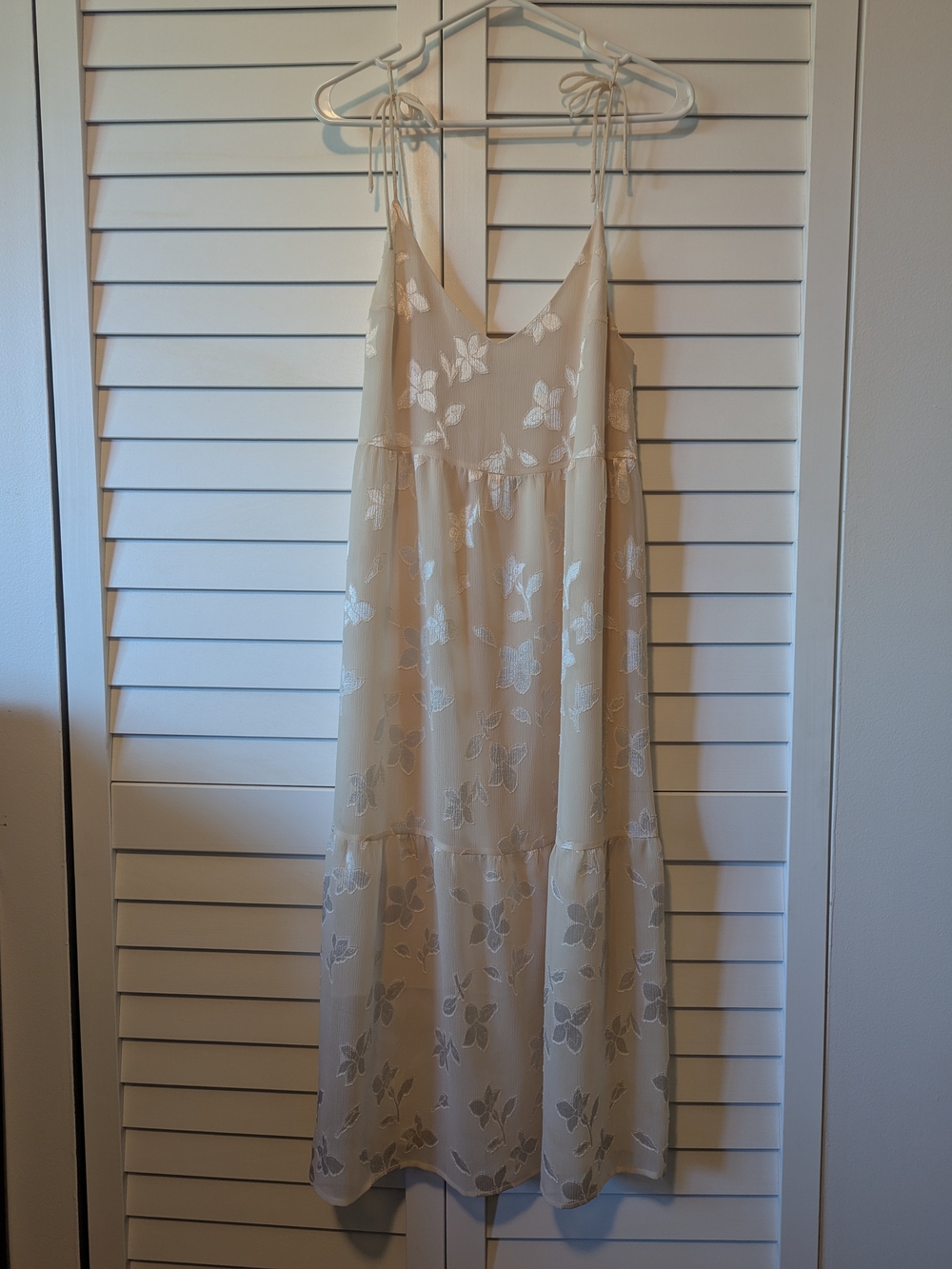 Park & Fifth Cream Floral Tie-Shoulder Maxi Dress